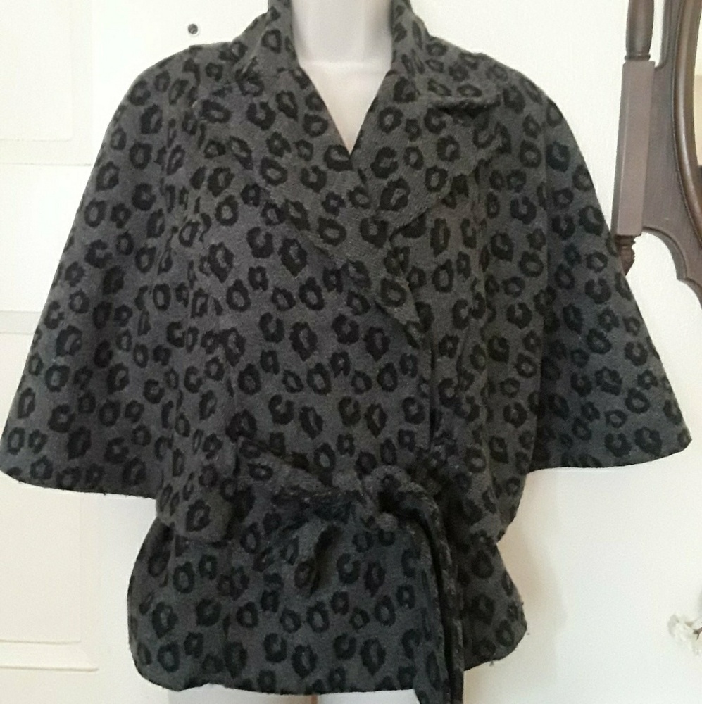 Byers Sz Large NWOT Gray Leopard print cap